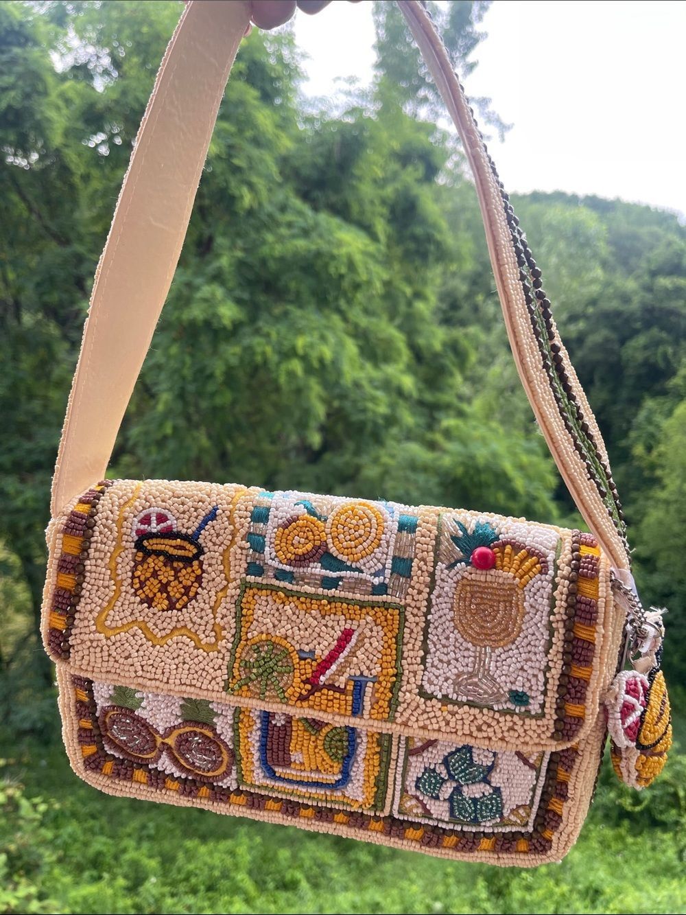 Viral Beaded Bag - Vacation Cocktails Hand-Beaded Cream Multi-Color Shoulder Bag
